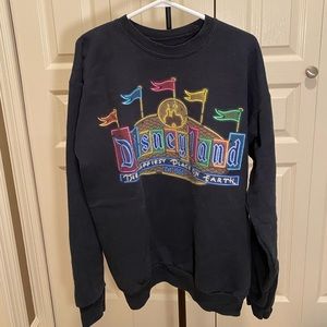 Disneyland crew neck (glows in the dark)